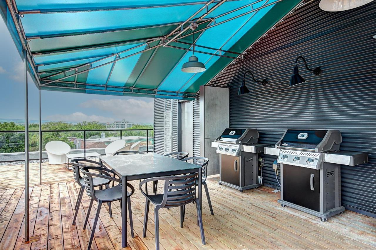 Appartamento Penthouse With Free Indoor Parking Downtown Québec Esterno foto