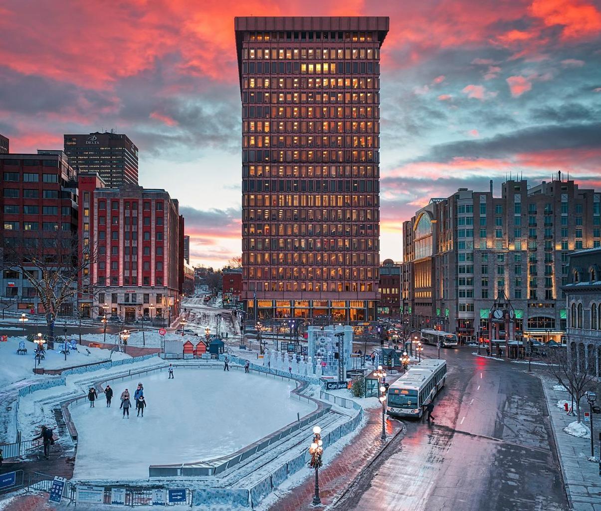 Appartamento Penthouse With Free Indoor Parking Downtown Québec Esterno foto